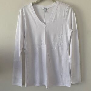 Daily Ritual Long Sleeve White V Neck Tee Shirt Size M